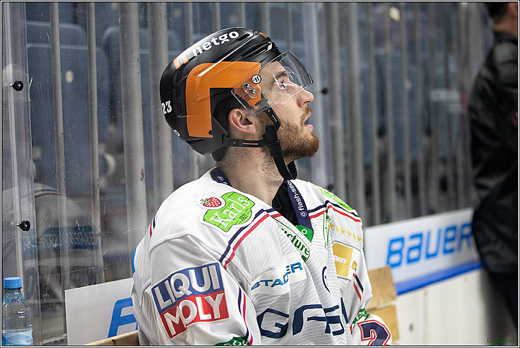 PENNY DEL; Koelner Haie- Eisbaeren Berlin; Koeln, 28.12.2021